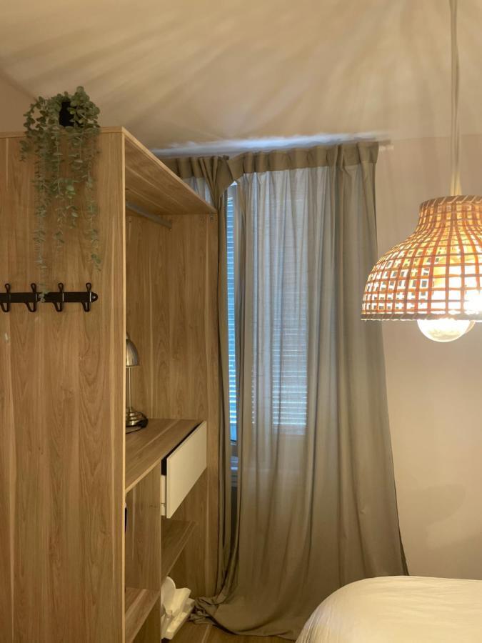טולון Appartement Leon, Port & Halles Depart Ferry, Proche Plages מראה חיצוני תמונה